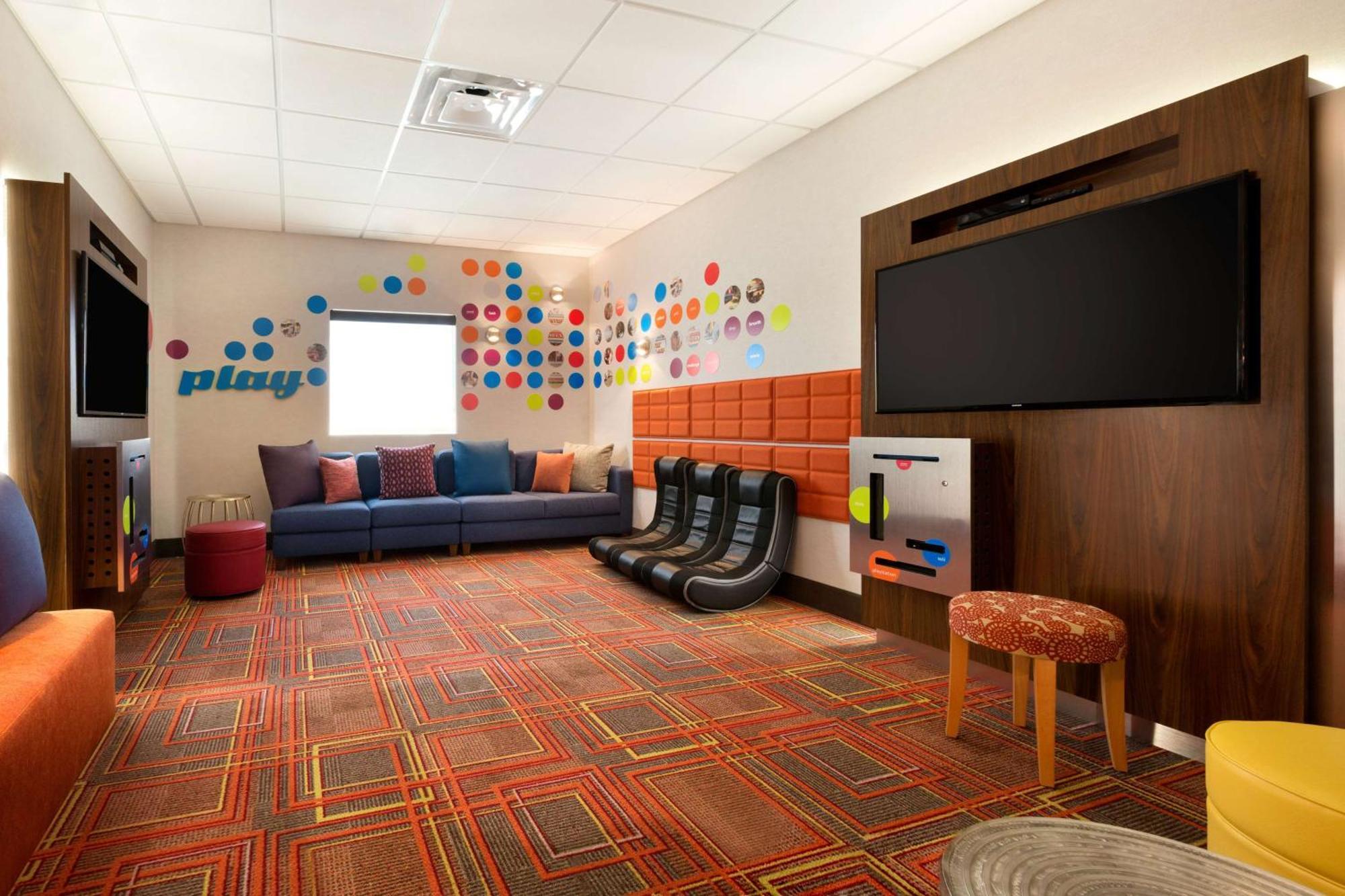Home2 Suites By Hilton Glendale Westgate Buitenkant foto